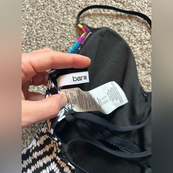 Bar lll Colorful Geometric One-Piece Swimsuit criss cross back - Picture 6 of 7